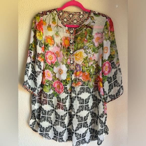 Soft Surroundings Sheer Floral Geometric 1/2 Button Flutter Sleeve Tunic Blouse - Picture 5 of 10